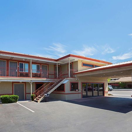 Econo Lodge Hurricane Zion Park Area Exterior foto