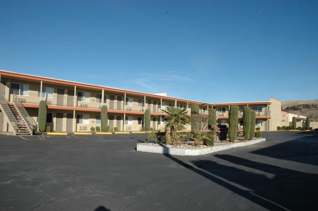 Econo Lodge Hurricane Zion Park Area Exterior foto