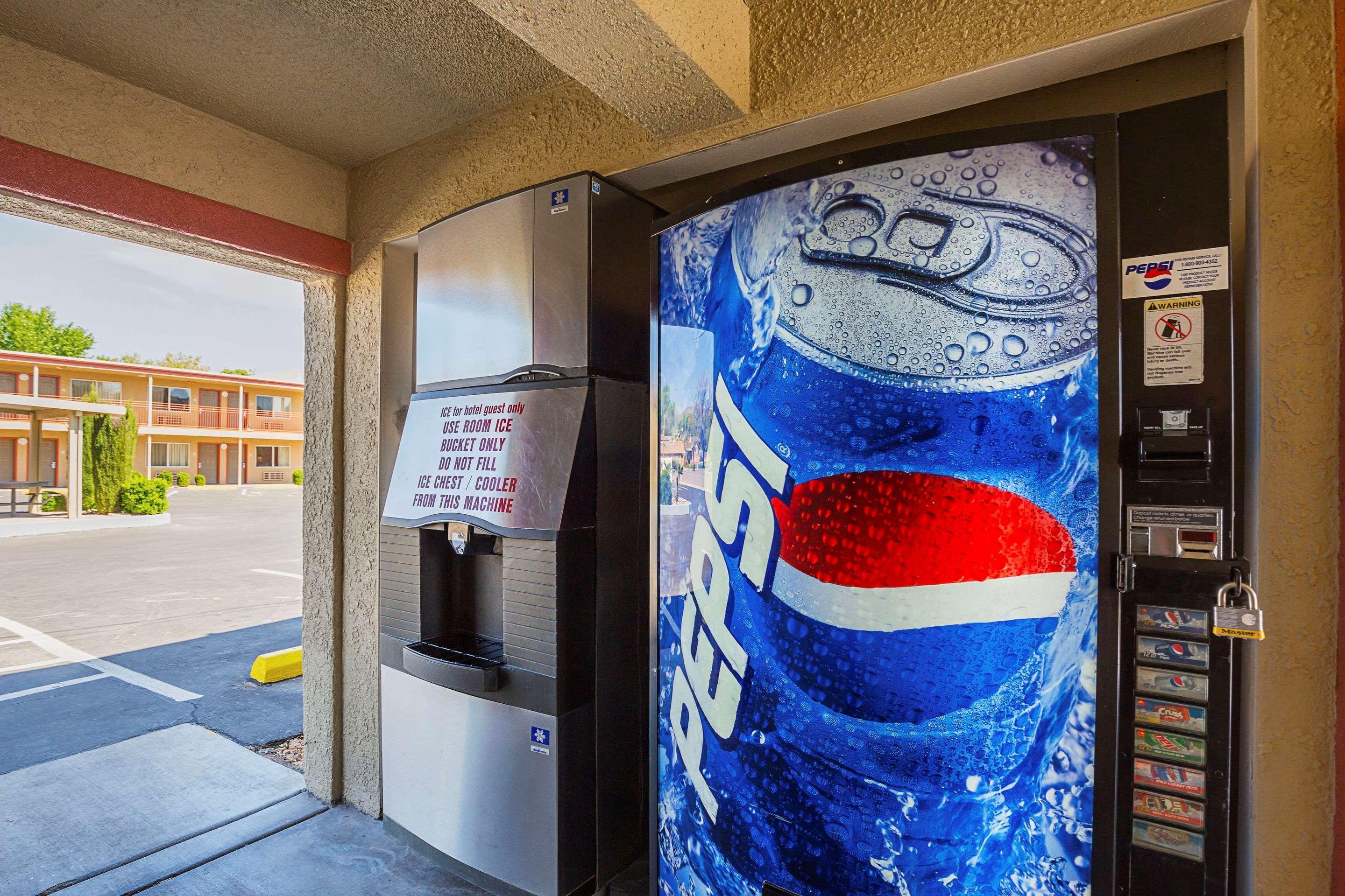 Econo Lodge Hurricane Zion Park Area Exterior foto