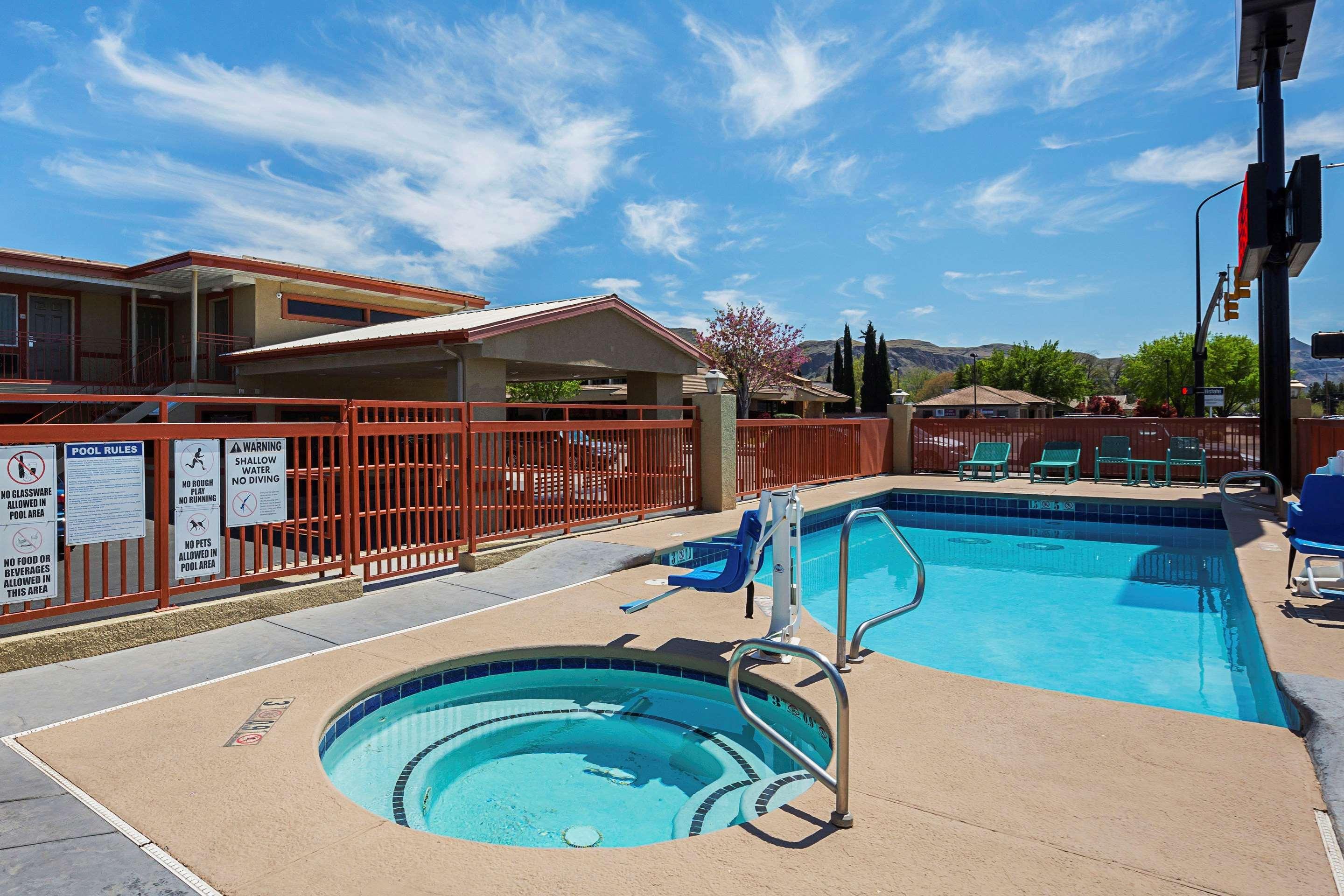 Econo Lodge Hurricane Zion Park Area Exterior foto