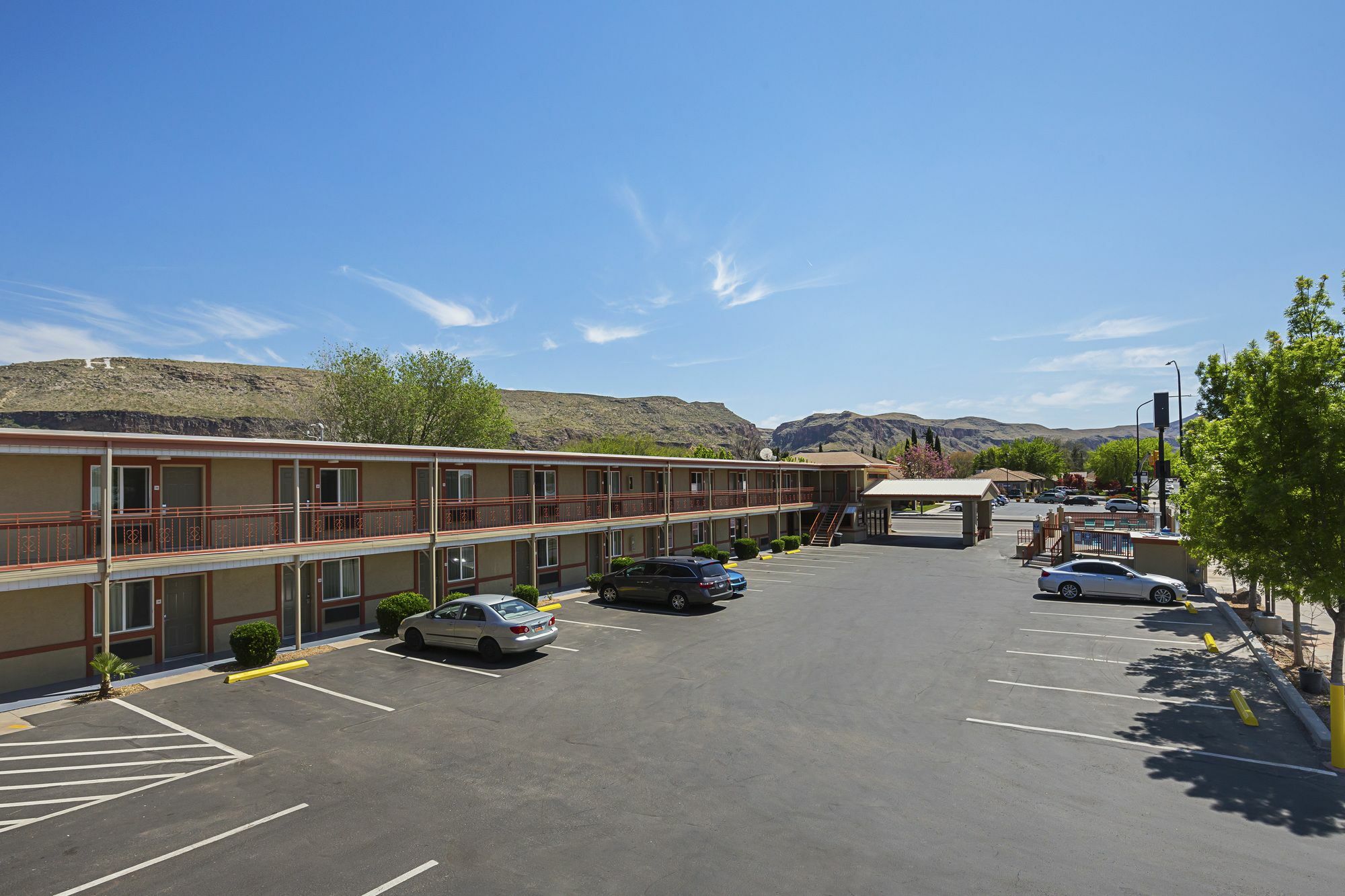 Econo Lodge Hurricane Zion Park Area Exterior foto